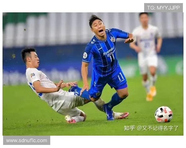 大板樱花与大板钢巴的激烈对决展现足球魅力与团队精神的巅峰较量